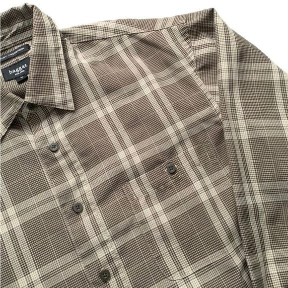 Mens Haggar Luxury Microfiber Brown Button Up Long Sleeve Shirt - Picture 3 of 6